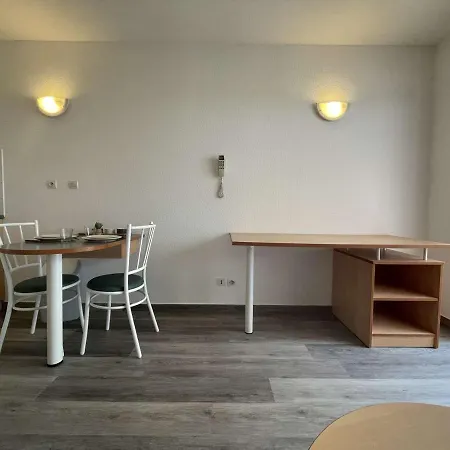 Studio La Rochelle, Studio Flat, 2 Persons - Fr-1-246-601 Lägenhet